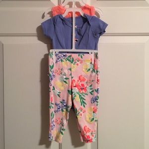 Never worn onesie set!