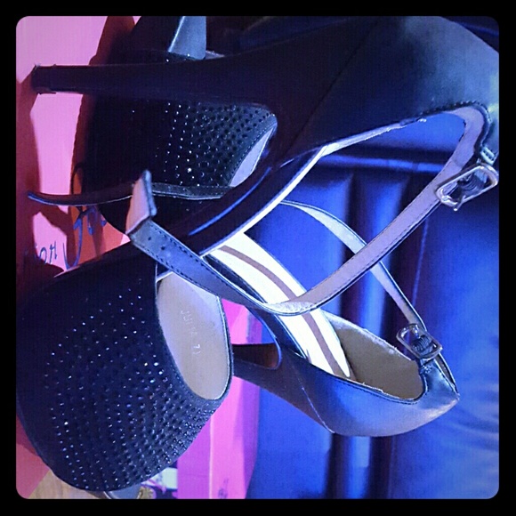 Ladies shoes with original box