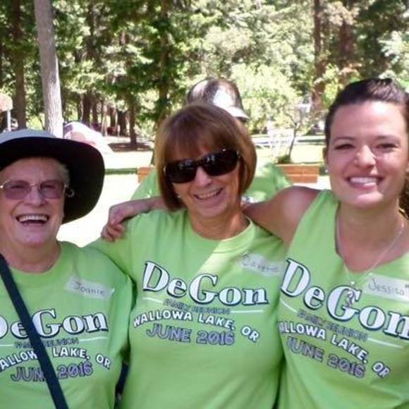 Meet your Posher, Davette - Picture 1 of 1