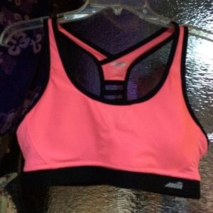 TRADED TO DUPREE Avia NWOT sports bra