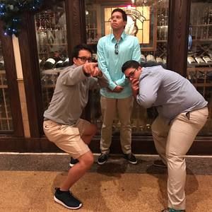 Meet your Posher, Tri