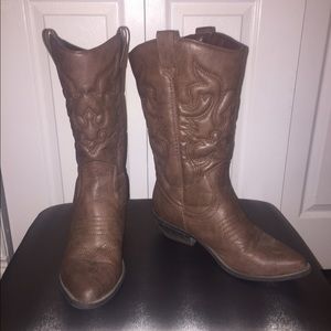 Brown Cowboy Boots 6.5