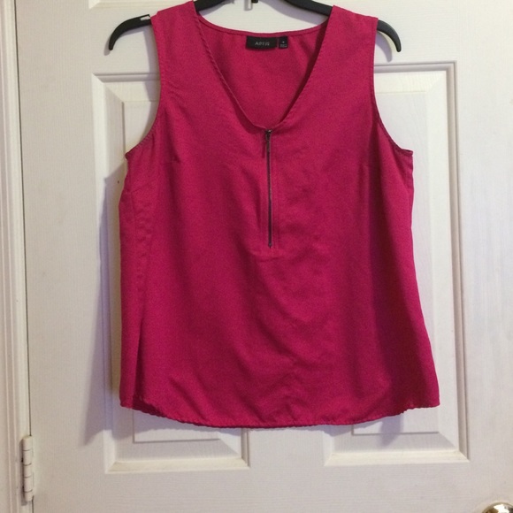 Hot pink sleeveless top