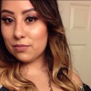 Meet your Posher, Vilma