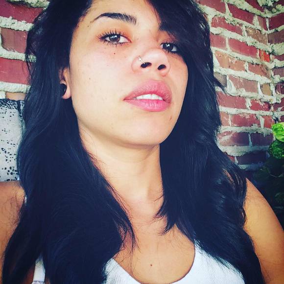 Meet your Posher, Letia