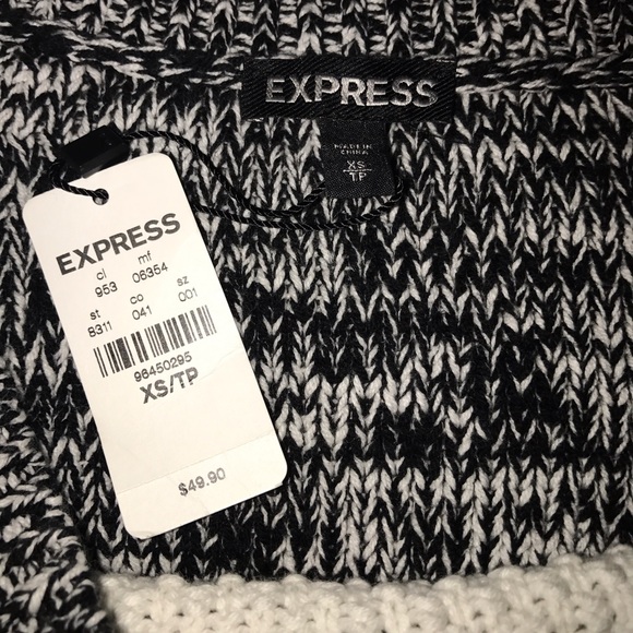 Express Sweater - Picture 3 of 3