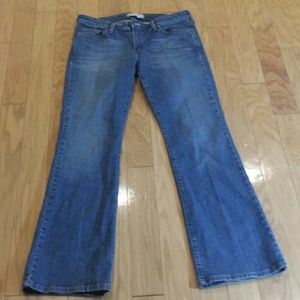 Levi Boot Cut Jeans