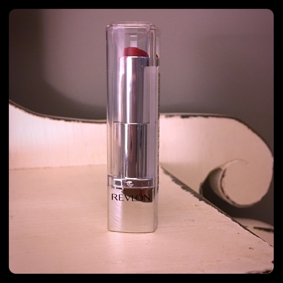 Revlon Ultra HD 💄 Lipstick