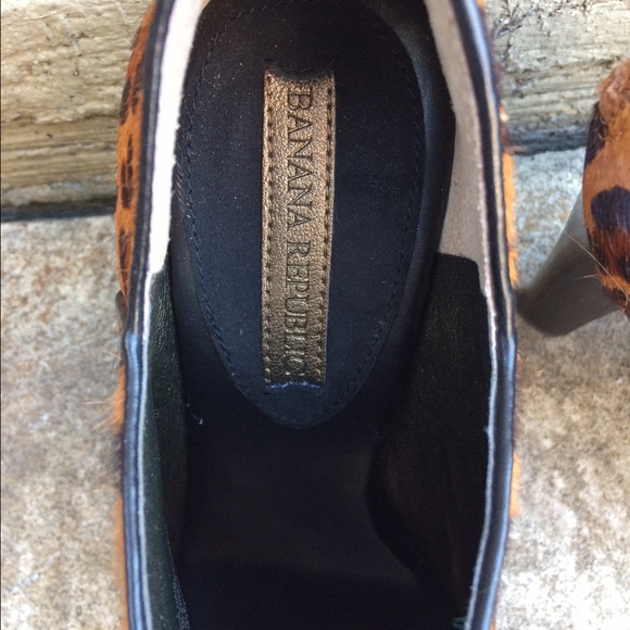 Banana Republic cheetah print heels - Picture 2 of 3