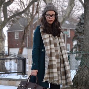 Meet your Posher, Yesenia