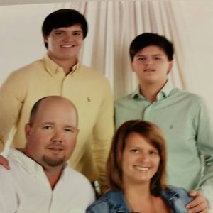 Meet your Posher, Suzanne