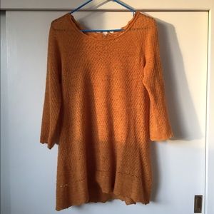 Light sweater shirt perfect for layering