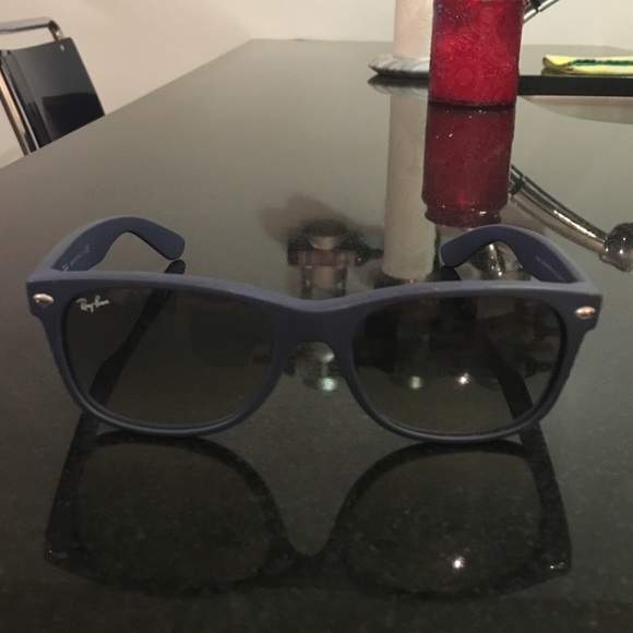 ray ban navy blue sunglasses