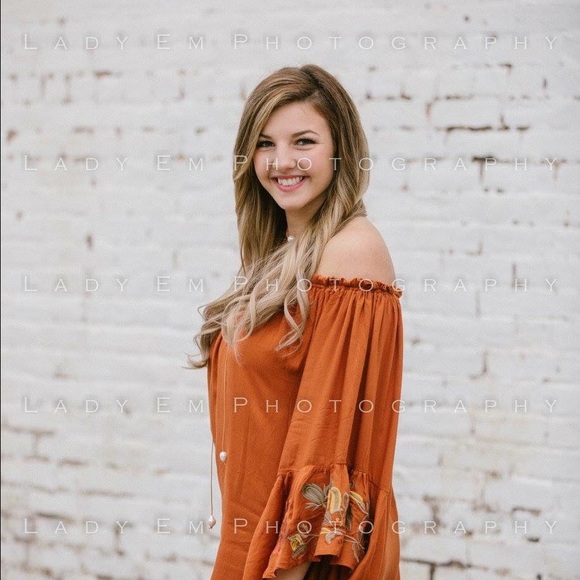 Meet your Posher, Summer - Picture 1 of 1