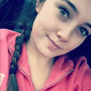 Meet your Posher, Abby