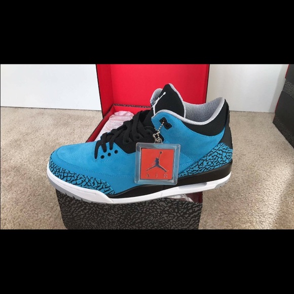 Jordan retro 3\'s Powder blues $300