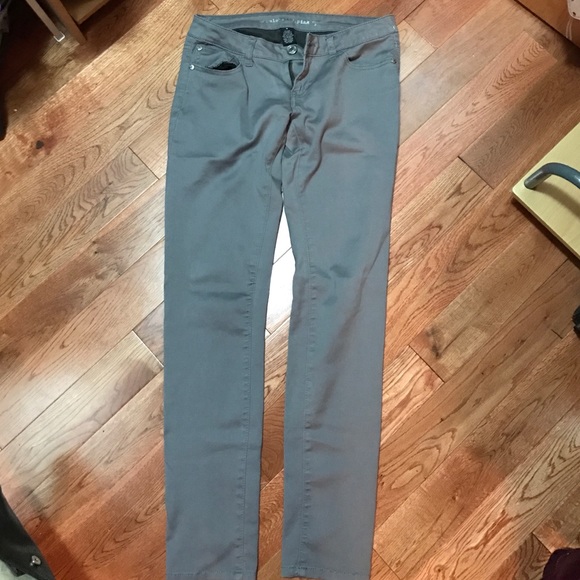 Grey skinny jeans