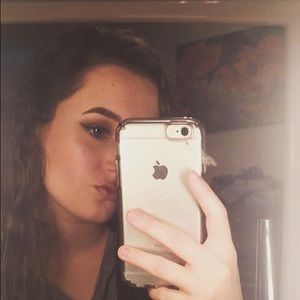 Meet your Posher, Alyssa