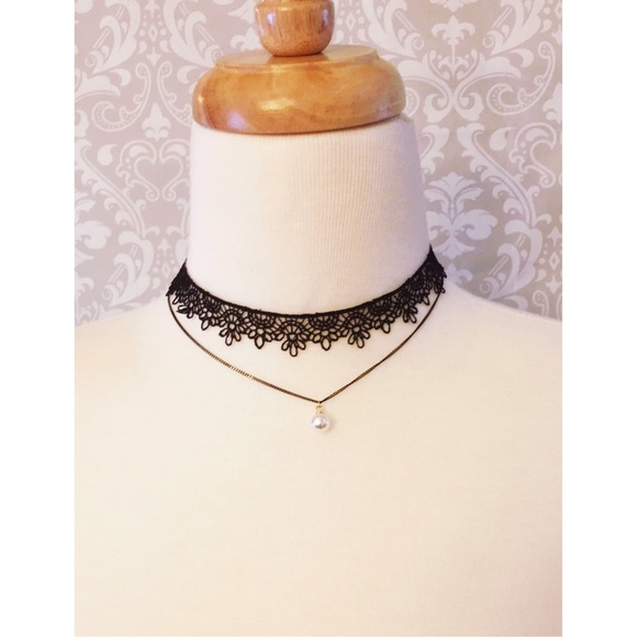 Double Strand Lace and Pearl Choker