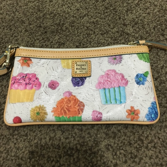 Dooney & Bourke Cupcake Wristlet