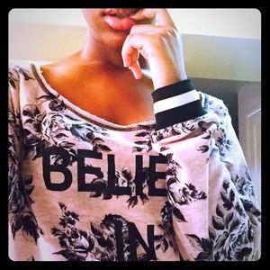 Sweater/ shirt