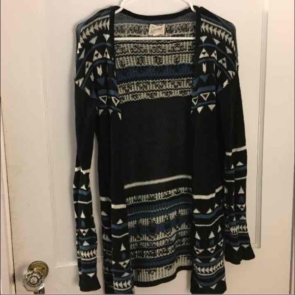 PacSun Sweaters - Pacsun LAHEARTS sweater PacSun Sweaters - Pacsun LAHEARTS sweater