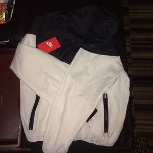 Nike windbreaker