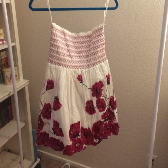 Cute floral strapless dress