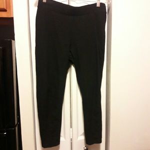 Black cropped leggings