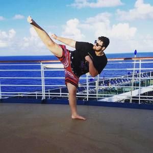 Meet your Posher, Jonathan