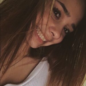 Meet your Posher, Madelyn
