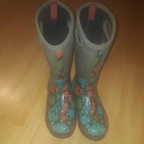 Bogs size 7 women Great Condition