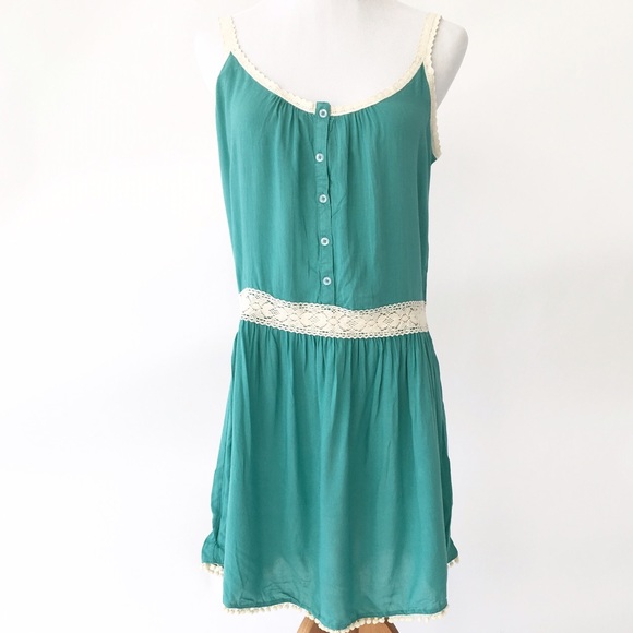 Teal Lace Dress - Picture 4 of 4