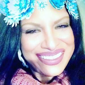 Meet your Posher, Mimi