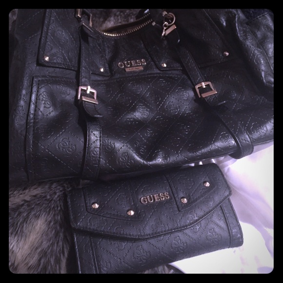 Black guess bag and matching wallet