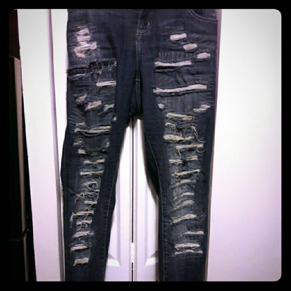 PREMIUM DENIM