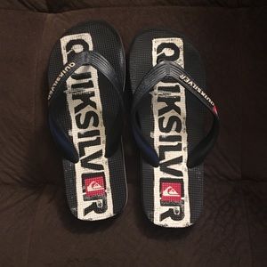 Quicksilver flip flops