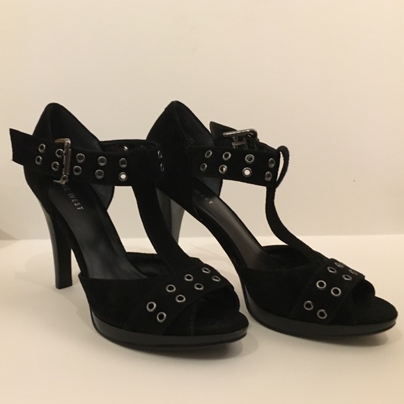 Nine West - 6.5 - T-Strap Suede Grommet Peep Toe
