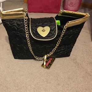 Betsey Johnson Weekend tote
