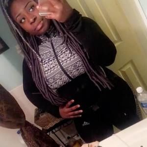 Meet your Posher, Nakaylaa