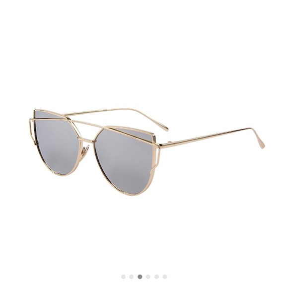 MERRY'S Accessories - NWOT Cat Eye Sunglasses Coating Mirror Lens