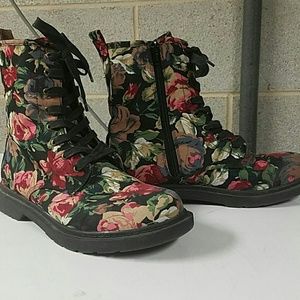 Floral boots