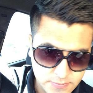 Meet your Posher, Armando