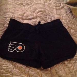 Flyers shorts