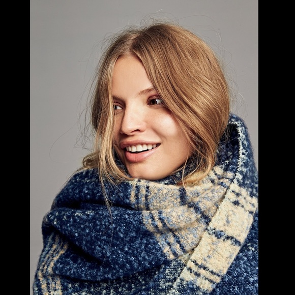 FREE PEOPLE oversiz scarf