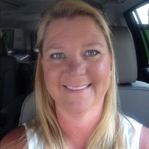 Meet your Posher, Kara