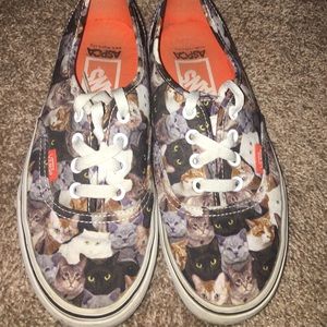 Cat Vans