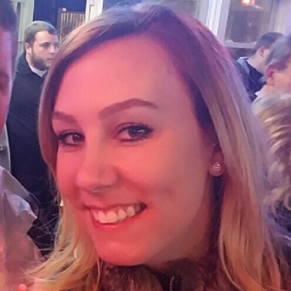 Meet your Posher, Brandi - Picture 1 of 1