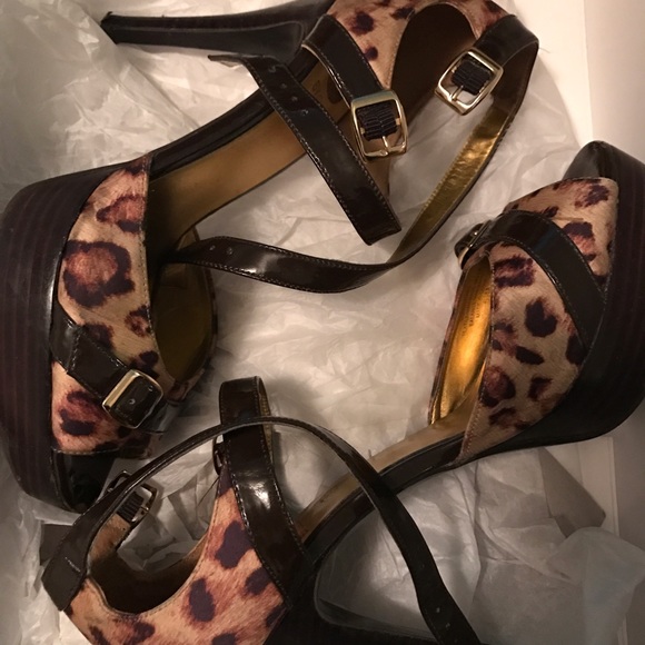 Guess Cheetah Mary Jane Heels - Picture 4 of 4