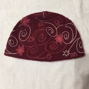 Winter ❄️ hat in burgundy with swirl star pattern